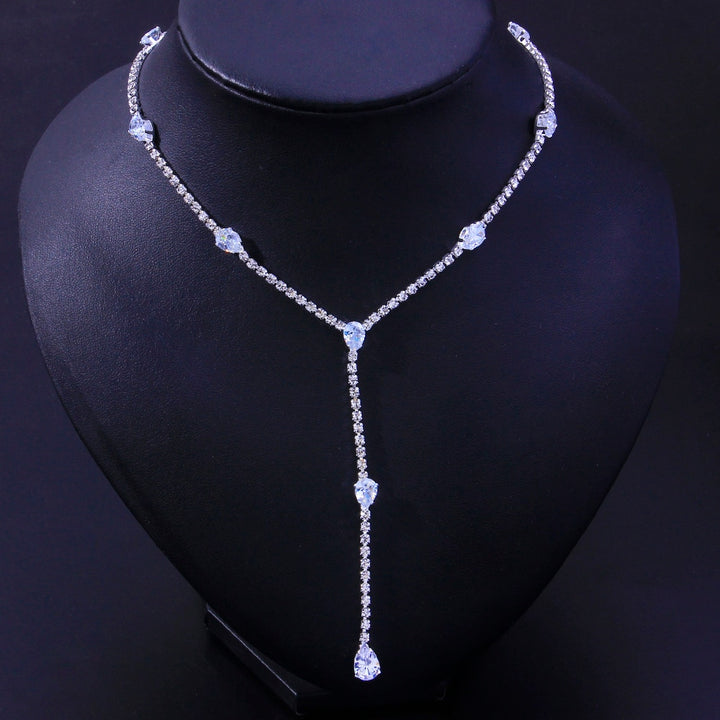 Simple Fashion Diamond Rhinestone Pendant Necklace Choker for Jewelries Lover Charms Clavicle Chain Necklace Jewelry