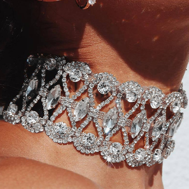 Rhinestone Flower Necklace Jewelry for Women Punk Choker Wedding Necklace Chain